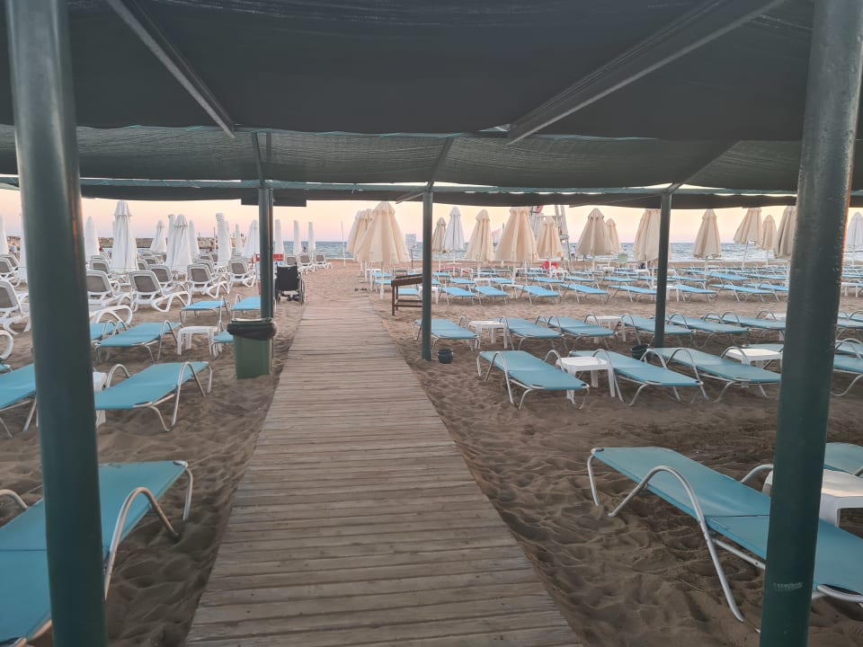 Strand Grand Seker Hotel