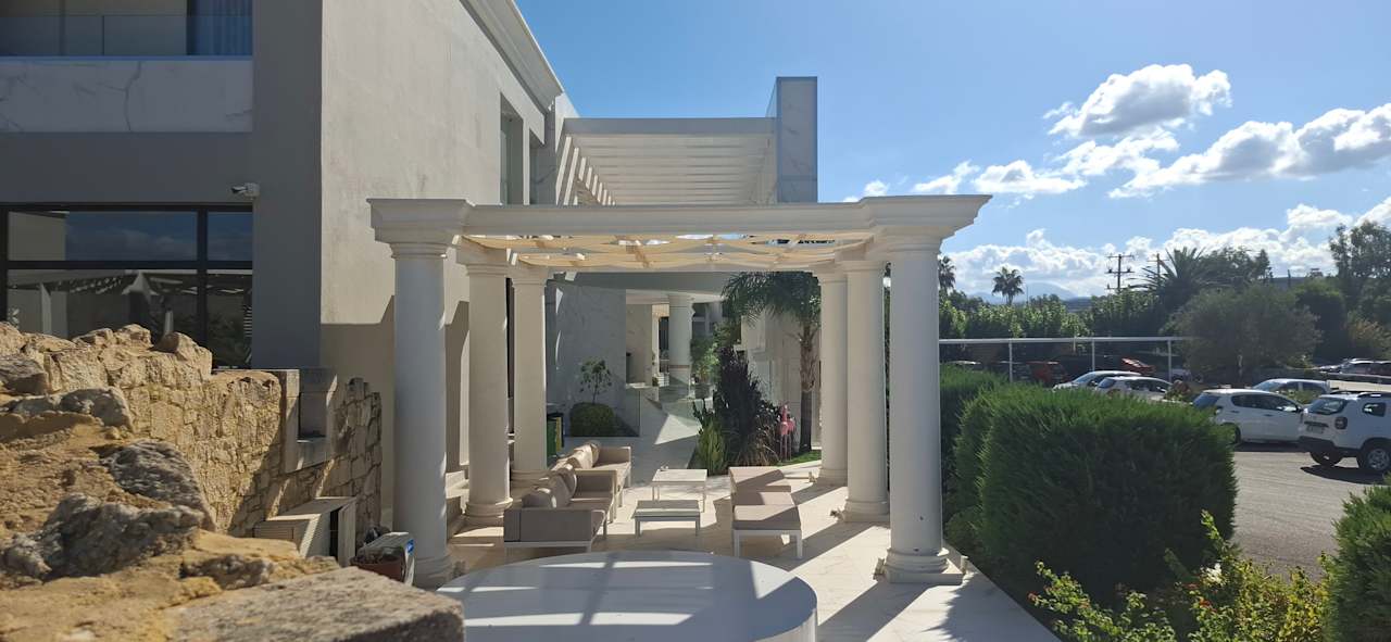 Außenansicht Mythos Palace Resort & Spa