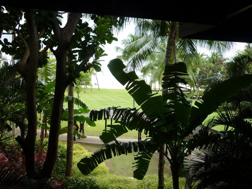 Blick auf den Garten Shangri-La's Rasa Ria Resort & Spa