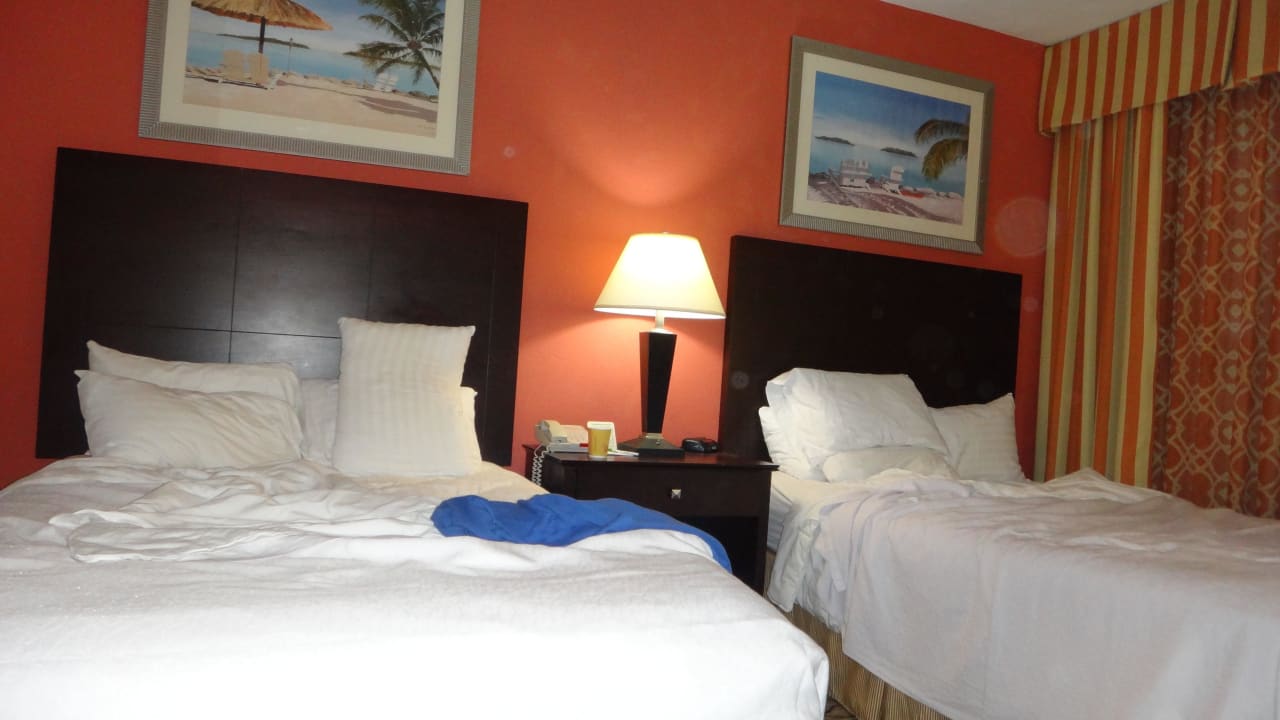 Zwei sehr gute Doppelbetten Holiday Inn Miami Beach-Oceanfront