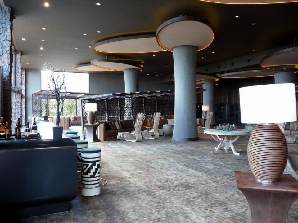 Lobby bar Lopesan Baobab Resort