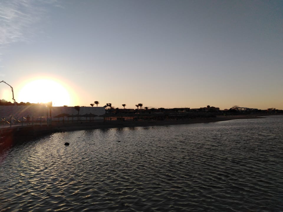 Strand Hotel Titanic Palace