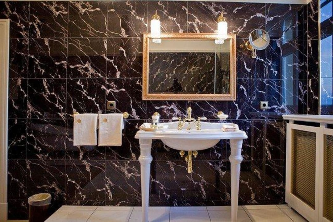 Badezimmer im Schloss Bernsteinschloss