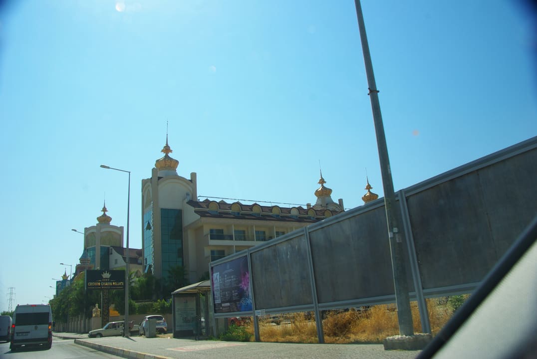 Sonstiges Well Palace Side