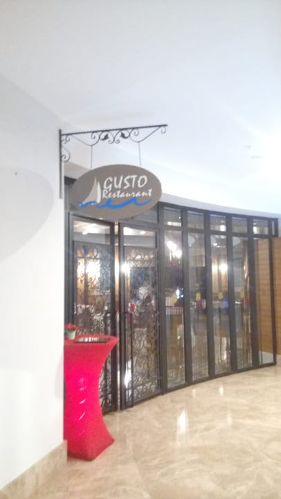 Gastro Commodore Elite Suites & Spa - Adults only