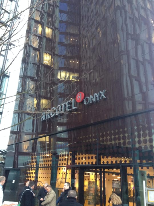 Eingang  ARCOTEL Onyx Hamburg