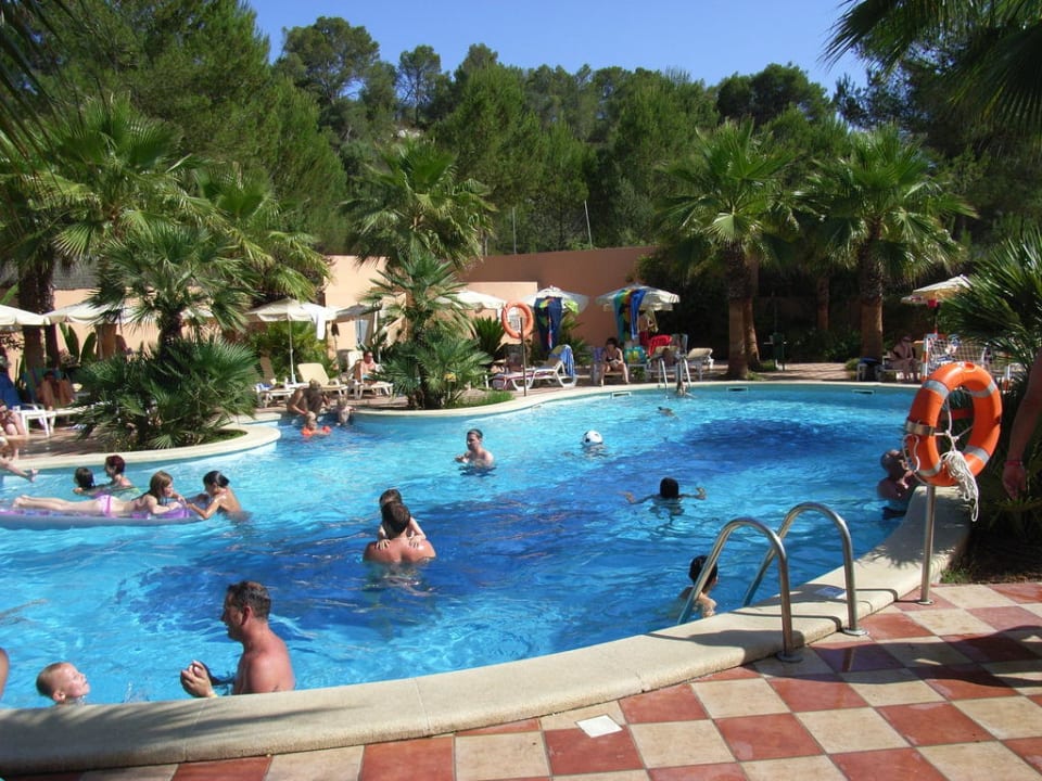 Der kleinere von 2 Pools Flipflop Cala Romantica