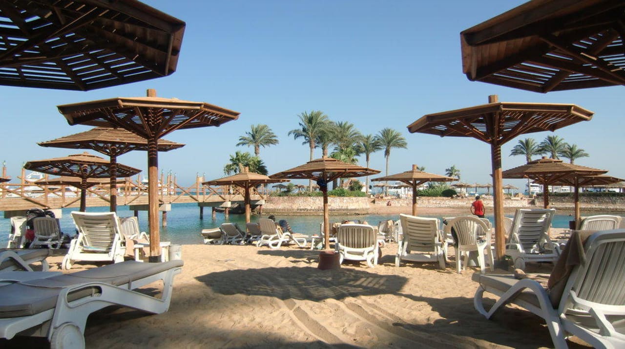 Der schöne Strandbereich Marriott Hurghada Beach Resort