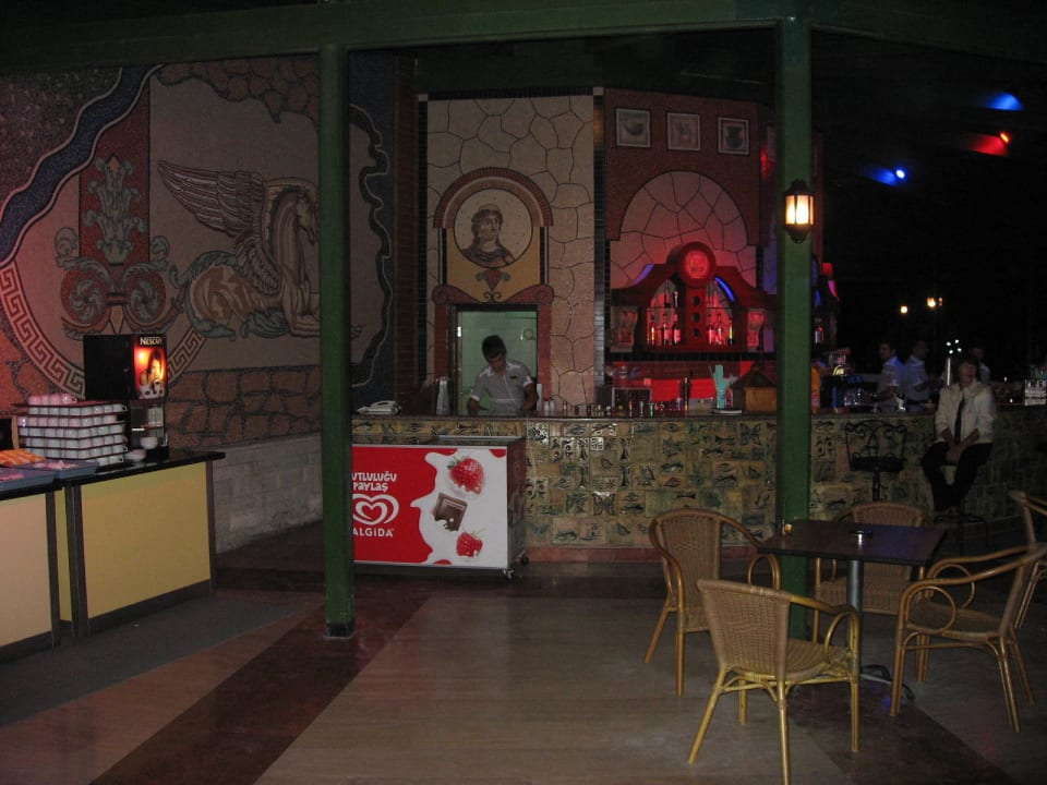 Poolbar Papillon Belvil