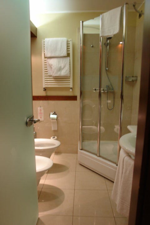 Badezimmer Motel Mealba Suite & Pool