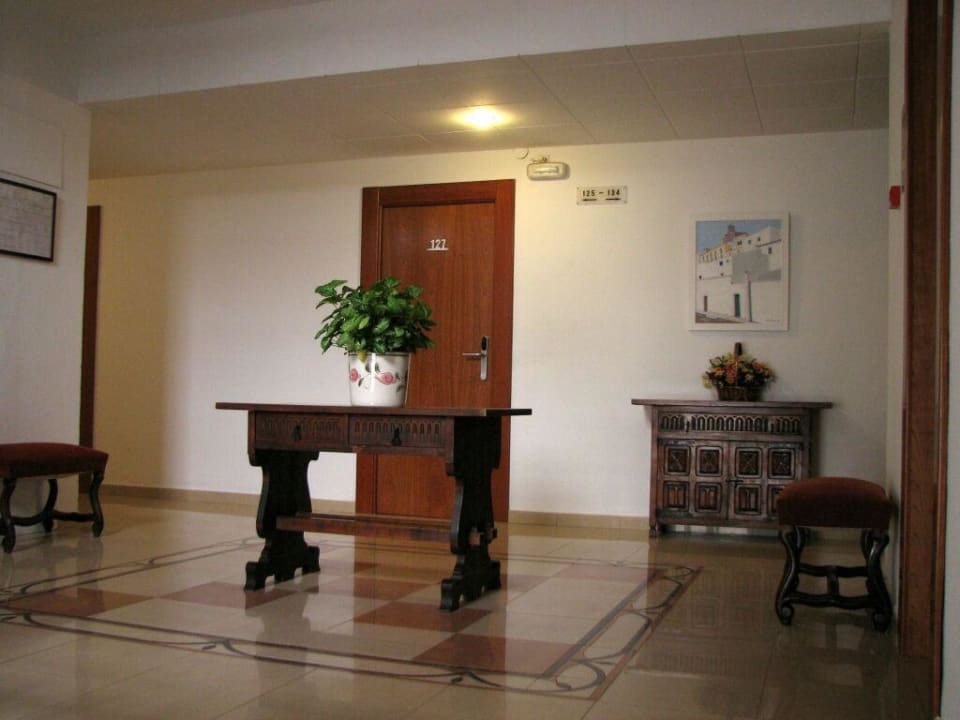 Flur im I. OG Hotel Osiris