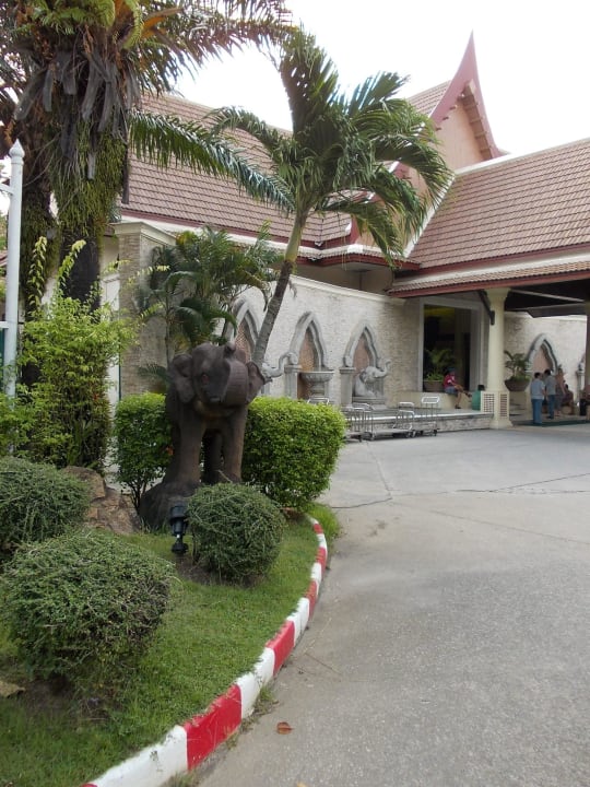 Hotelanlage Deevana Patong Resort & Spa