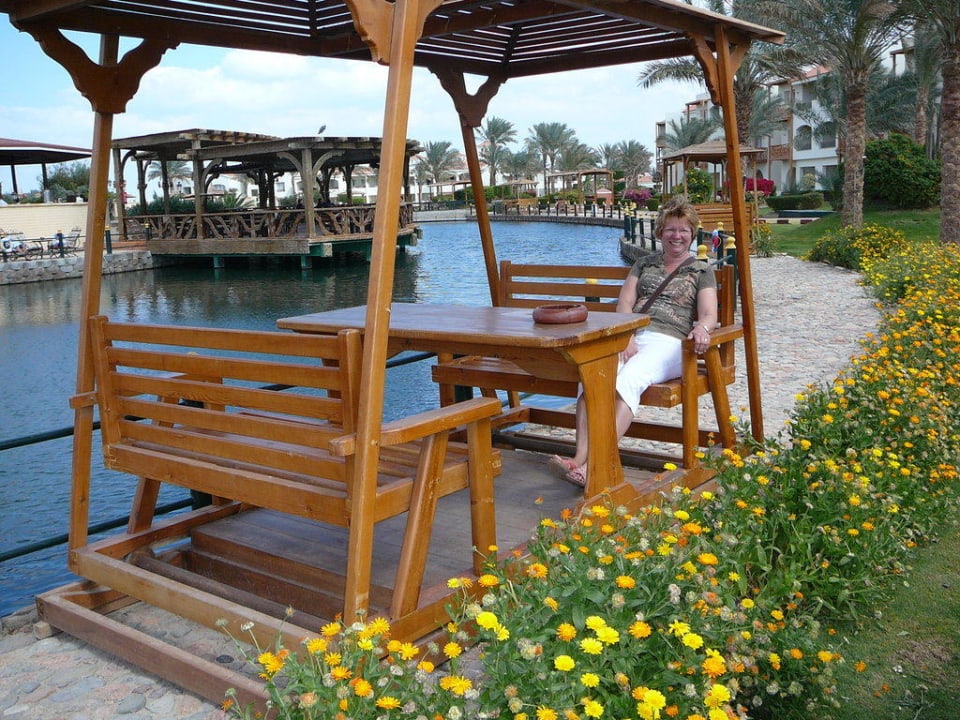 Schaukel im Garten Pickalbatros Dana Beach Resort - Hurghada