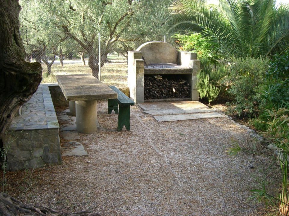 Grillplatz b Villa Christina