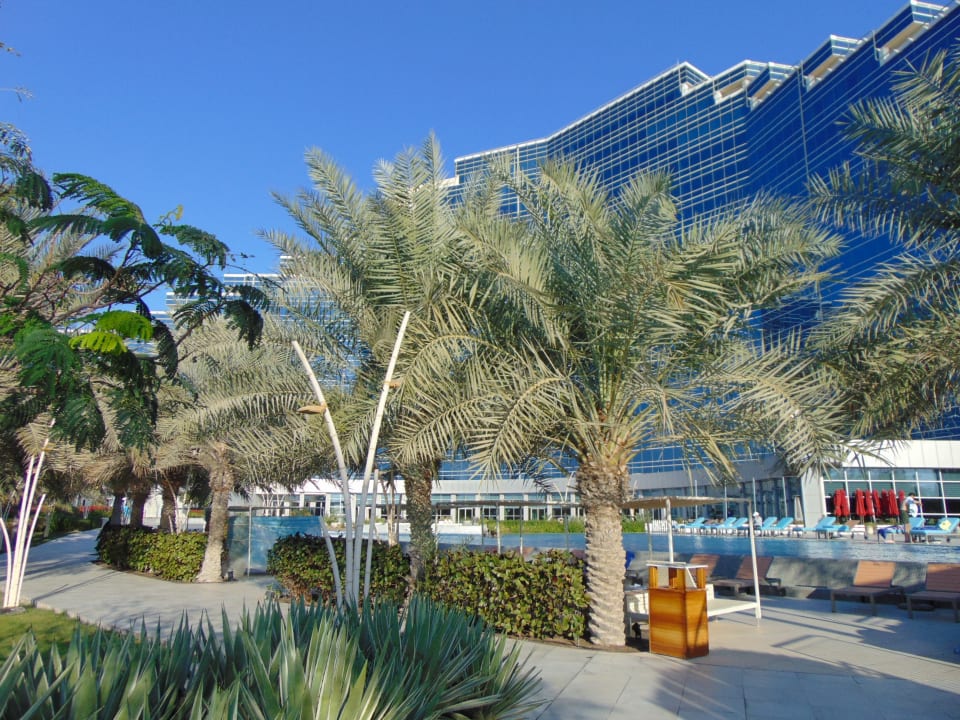 Pool The Art Hotel & Resort