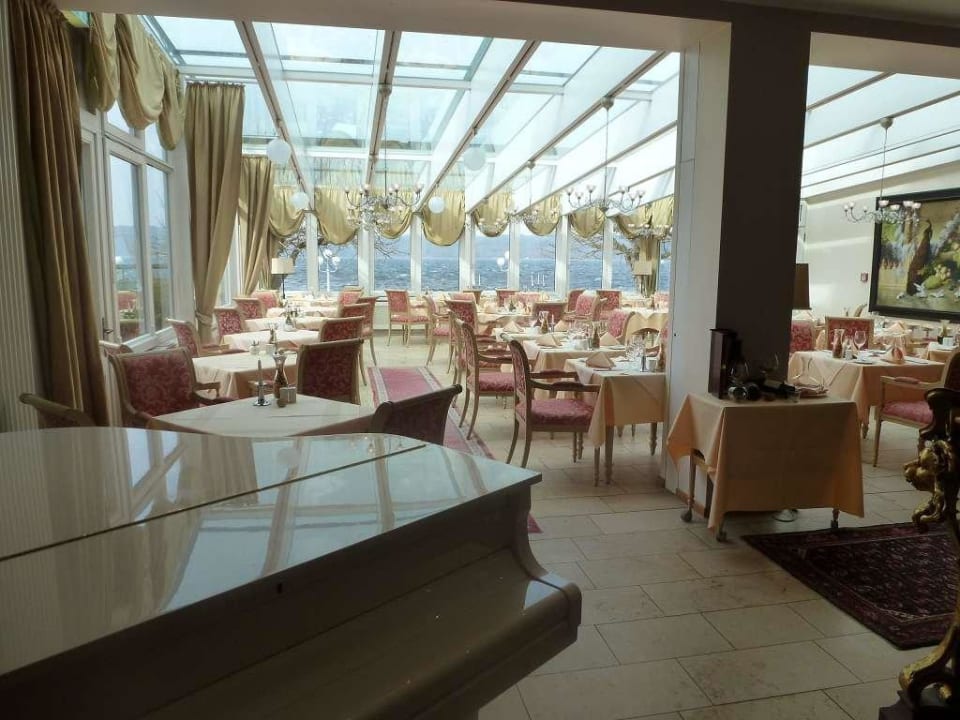 Hervorragende Kücke in gediegenem Umfeld  Seehotel Leoni