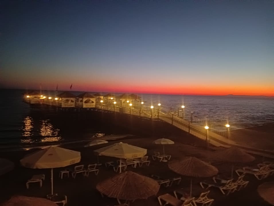 Strand Aria Resort & Spa