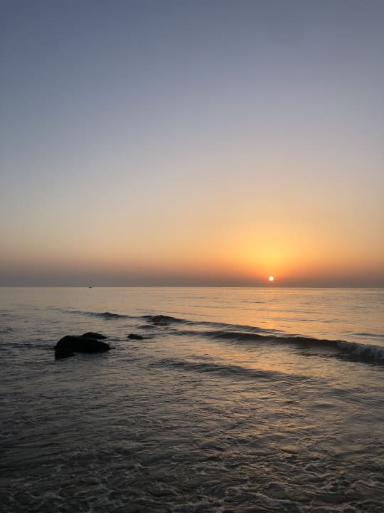 Strand Fujairah Rotana Resort & Spa