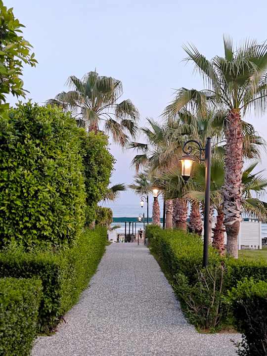 Strand Bella Resort & Spa