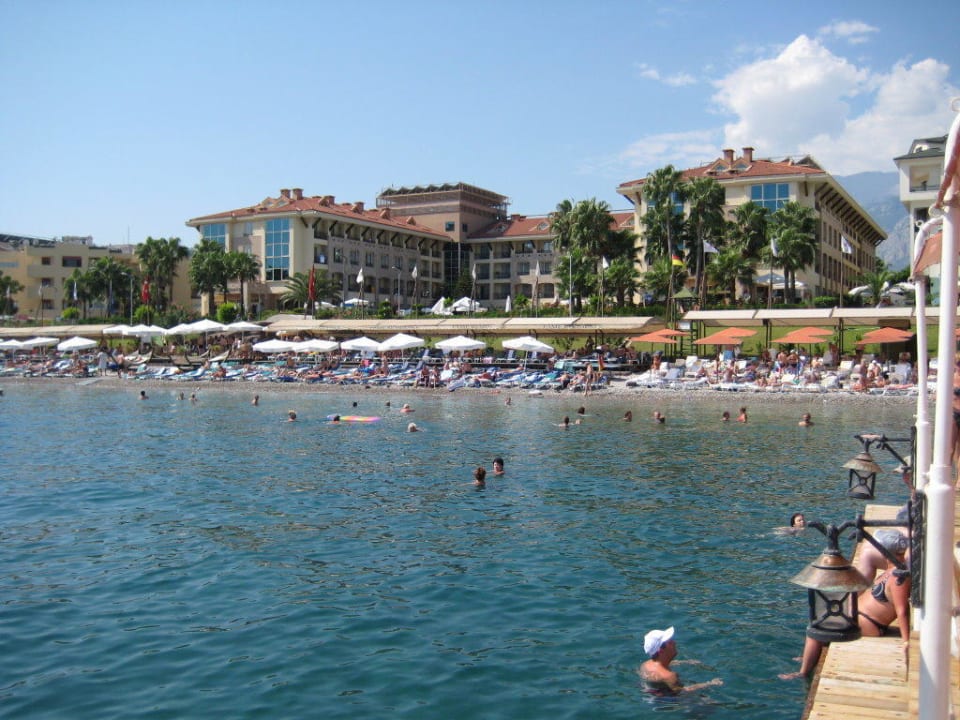 Hotelansicht vom Meer aus Fame Residence Kemer & Spa