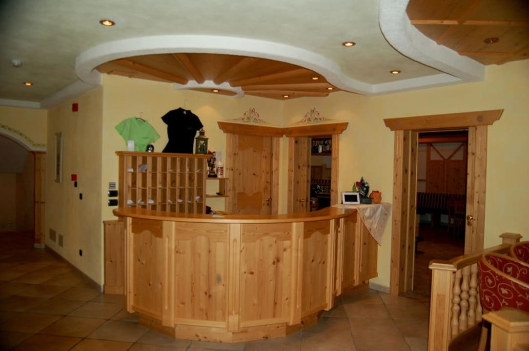 Rezeption Almhotel Lenz