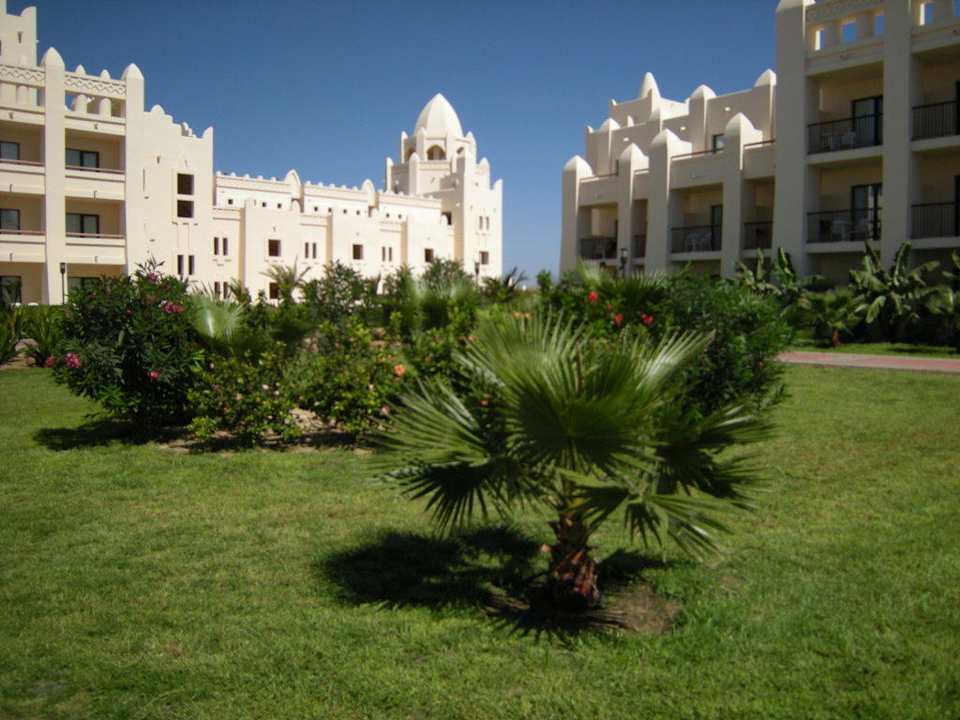 Blick auf die Wohnhäuser Hotel Riu Karamboa