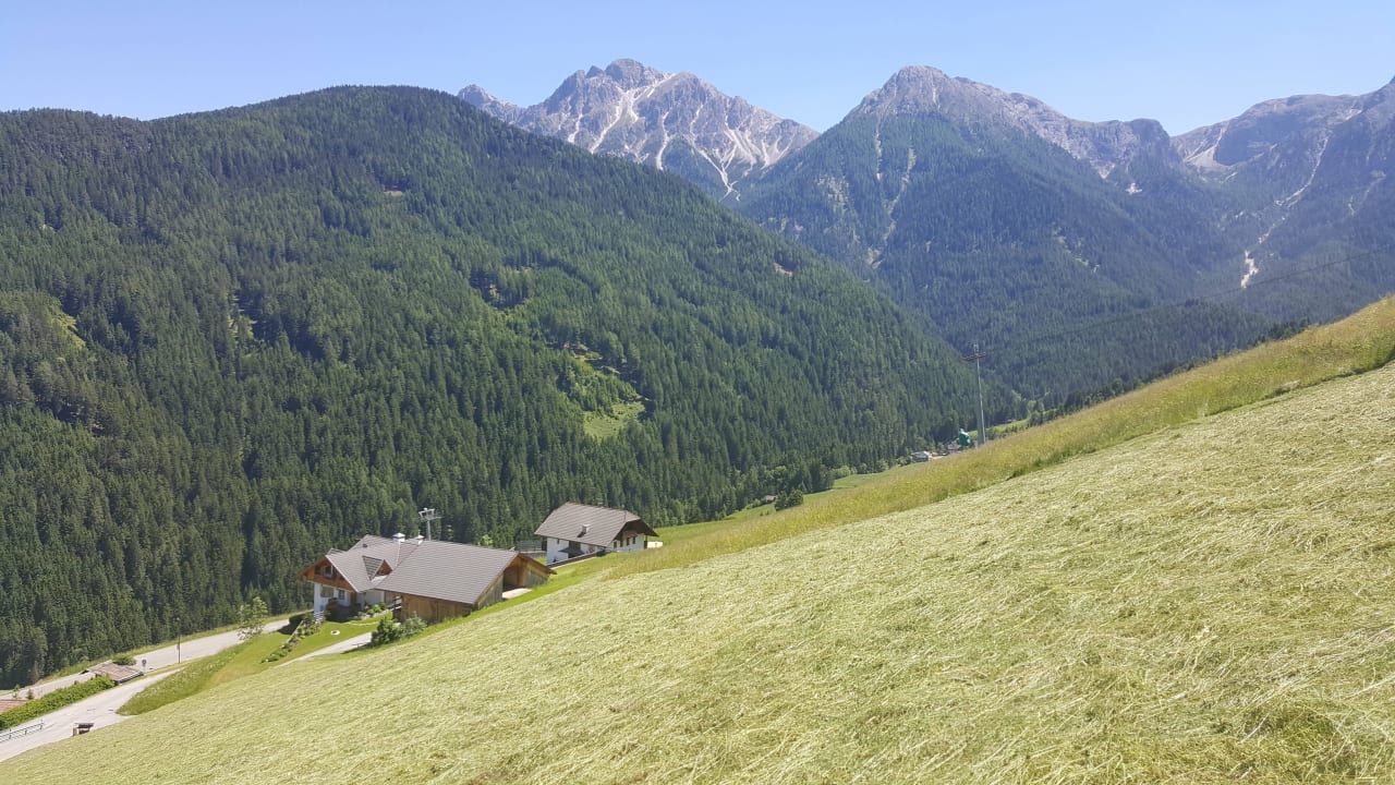 Blick vom Außenpool Berghotel Zirm