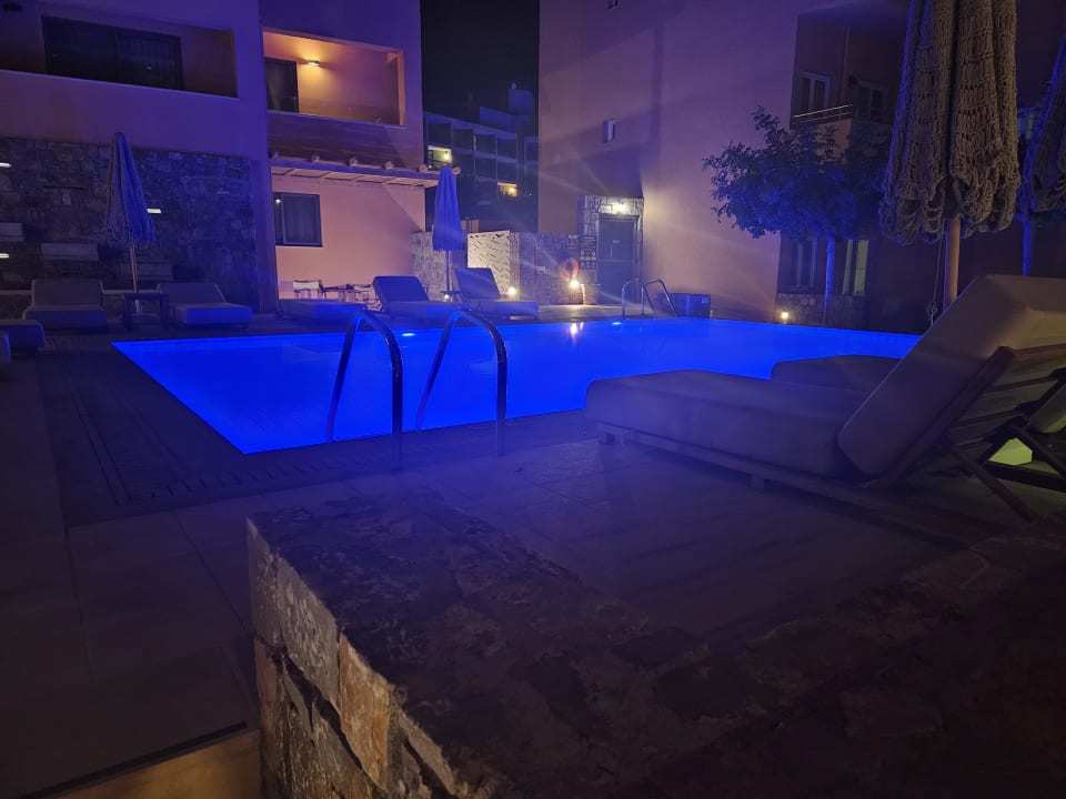 Pool High Beach Resort