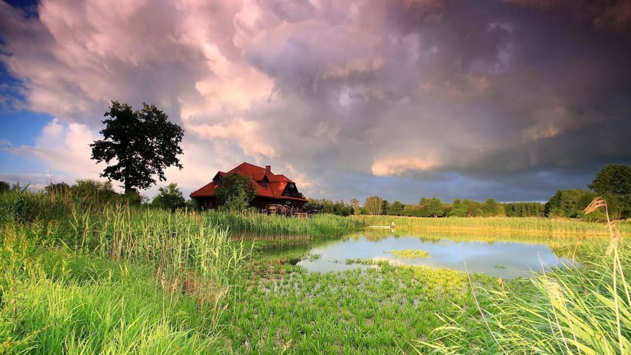 Dwór Stanica Rzeczna Łabędzie Dwór Stanica Rzeczna Łabędzie