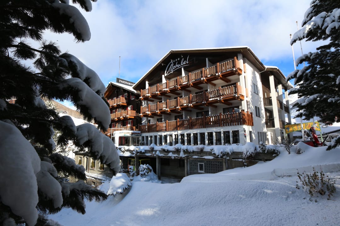 Außenansicht Swiss Family Hotel Alphubel Saas-Fee