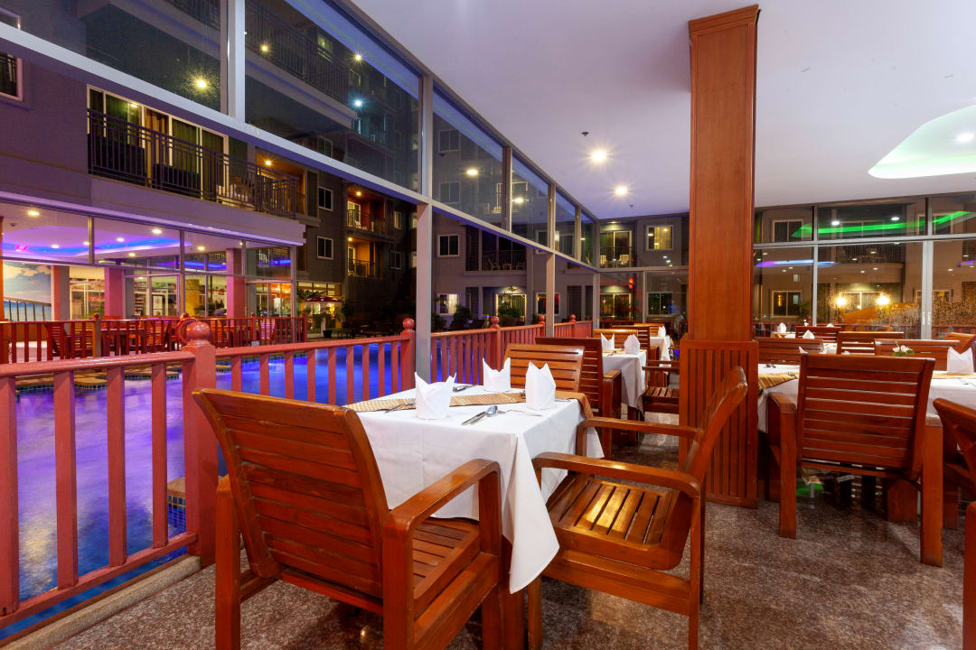 Gastro Bauman Residence