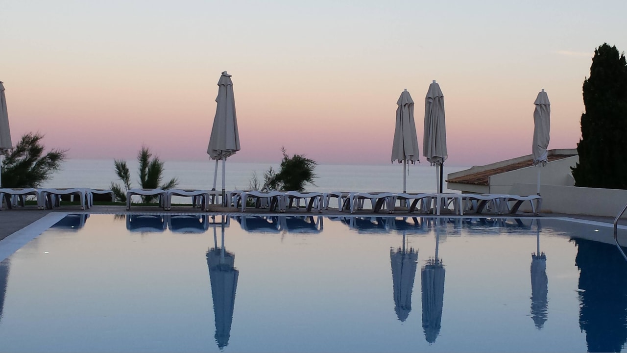 Der Kleine Pool im Abschnitt E blau punta reina