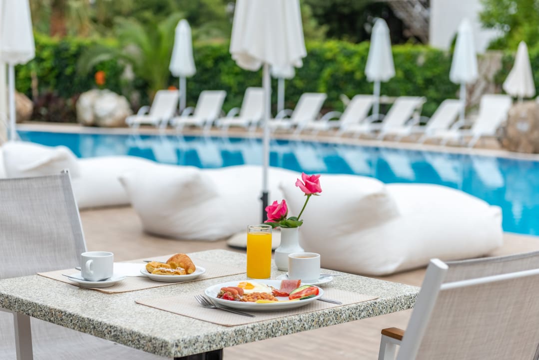 Außenansicht Hotel Palm Beach - Adults only