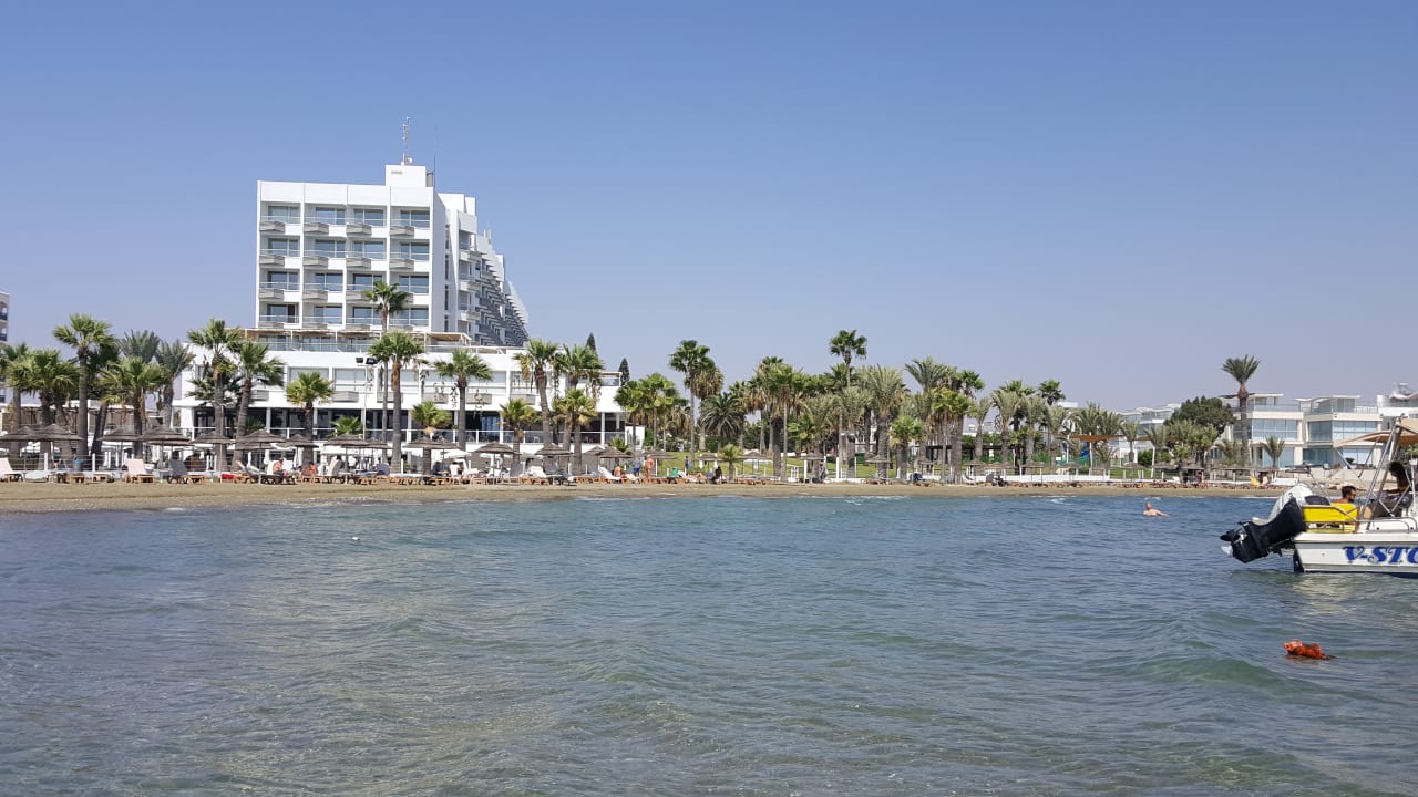 Strand The Golden Bay Beach Hotel