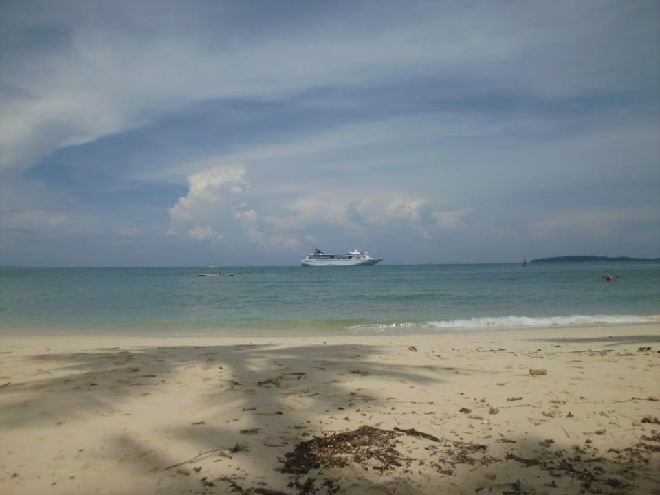 Strand Cape Panwa Hotel