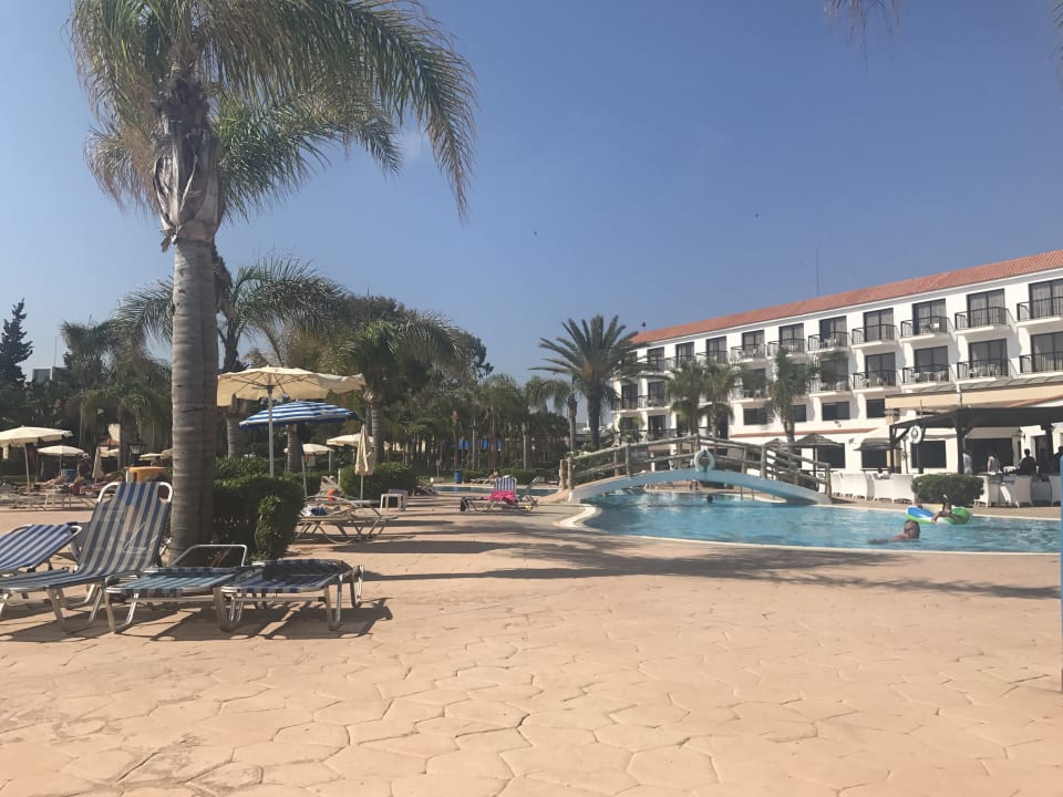 Pool Nelia Sea Breeze