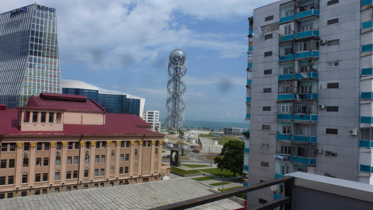 Ausblick Alphabetical Tower Hotel Mgzavrebi Batumi