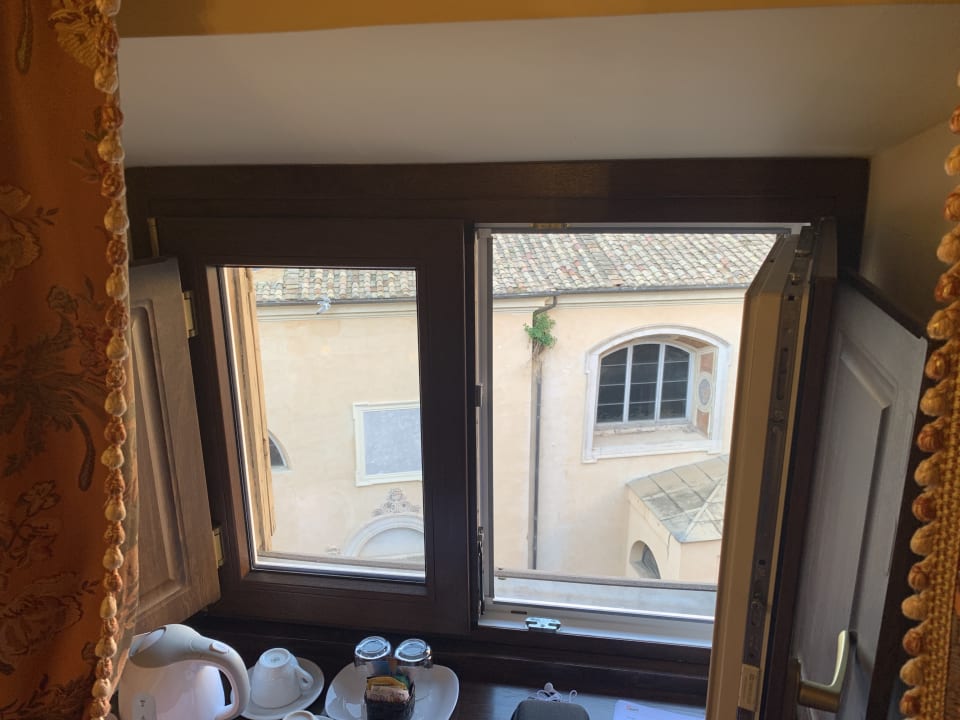 Zimmer Hotel Pantheon Inn