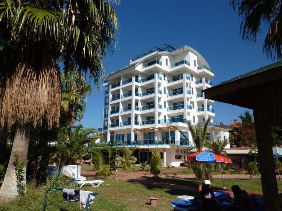 Gartenanlage Venessa Beach Hotel