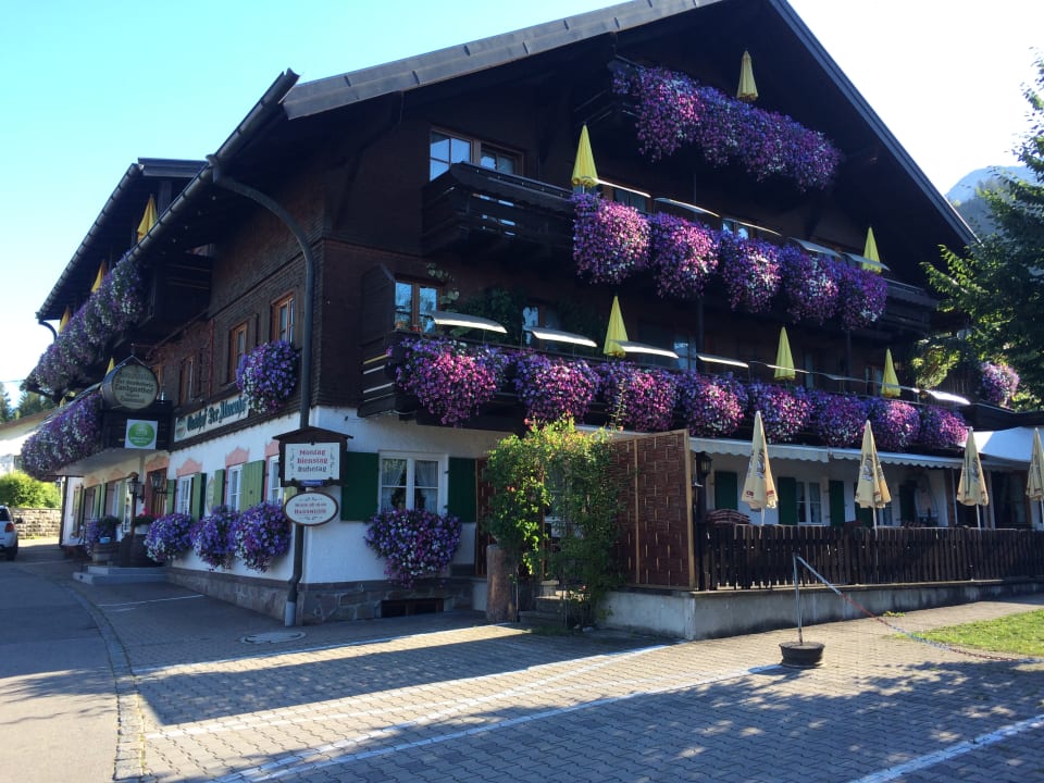 Außenansicht Landgasthof und Ferienwohnungen Almenhof