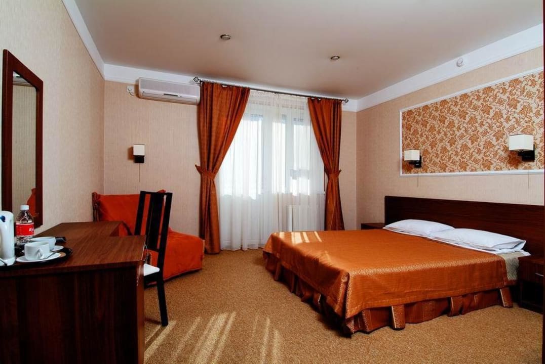 Двухместный "Улучшенный" Hotel Albatros / Отель Альбатрос