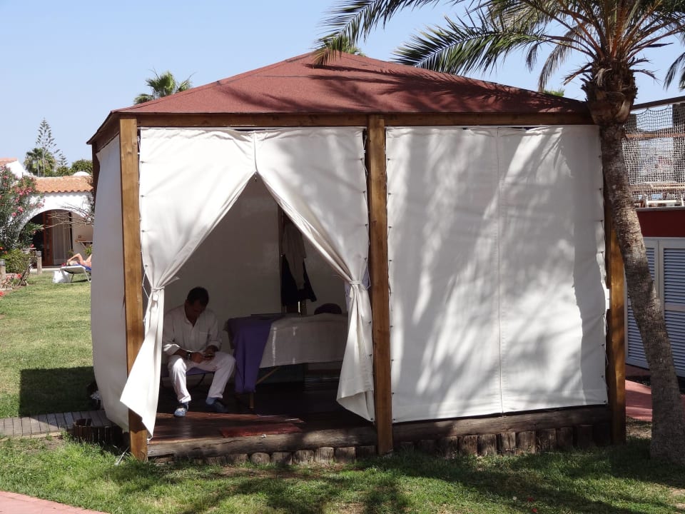 Zeltpavillon für Massage HL Miraflor Suites Hotel