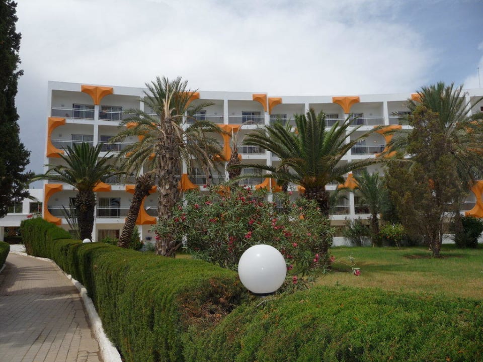 Neue Fassade Royal Lido Resort & Spa