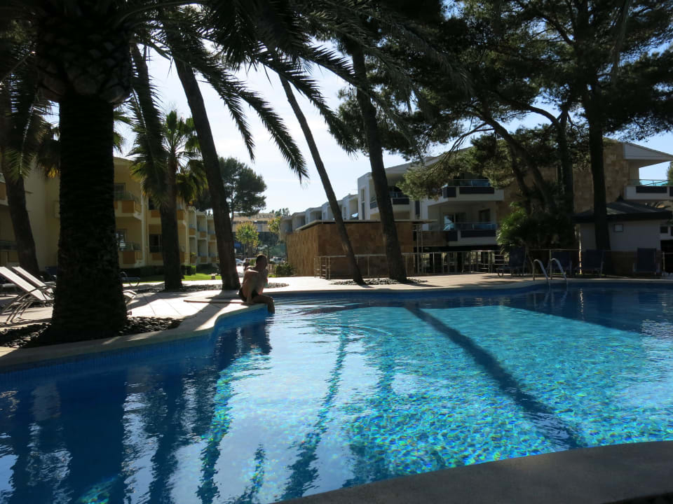 Pool Iberostar Selection Playa de Muro Village