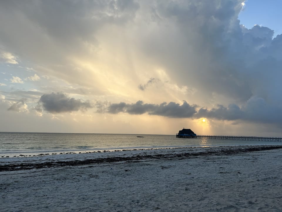 Strand Hotel Kiwengwa Beach Resort