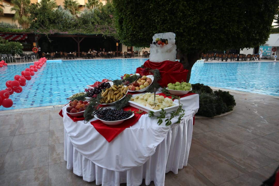 Gastro Port Side Resort Hotel