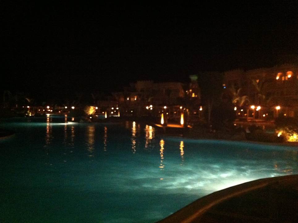 Bei Nacht Pickalbatros Palace Resort