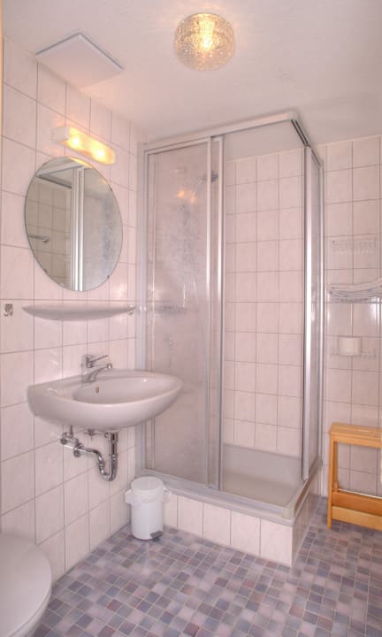 Ferienwohnung Nr. 6 - Badbeispiel Landhaus an der Sonne