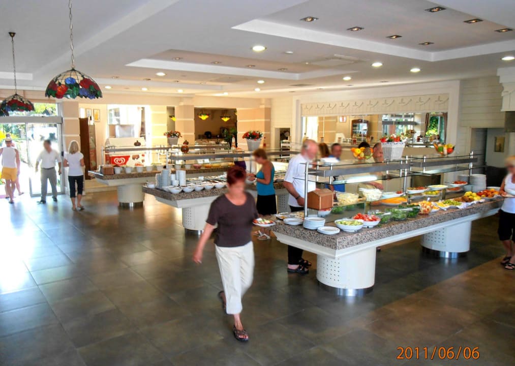 Im Hauptrestaurant Can Garden Beach