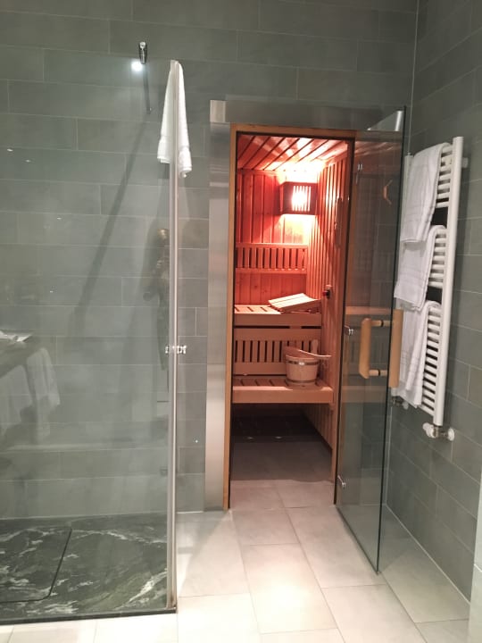 Zimmer Hilton Garden Inn Stuttgart NeckarPark